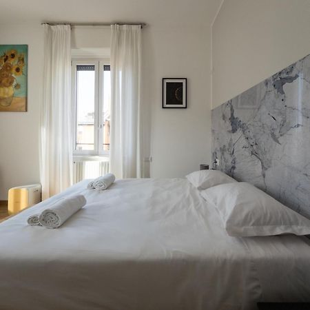 Rrrapido Holy Suites And Rooms - Via Sardegna Milano Eksteriør bilde