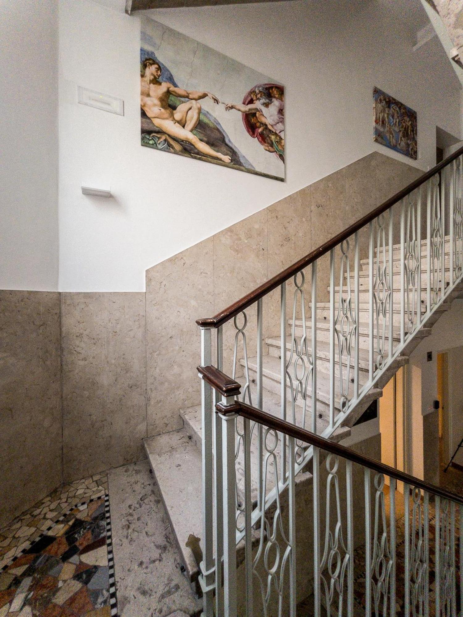Rrrapido Holy Suites And Rooms - Via Sardegna Milano Eksteriør bilde
