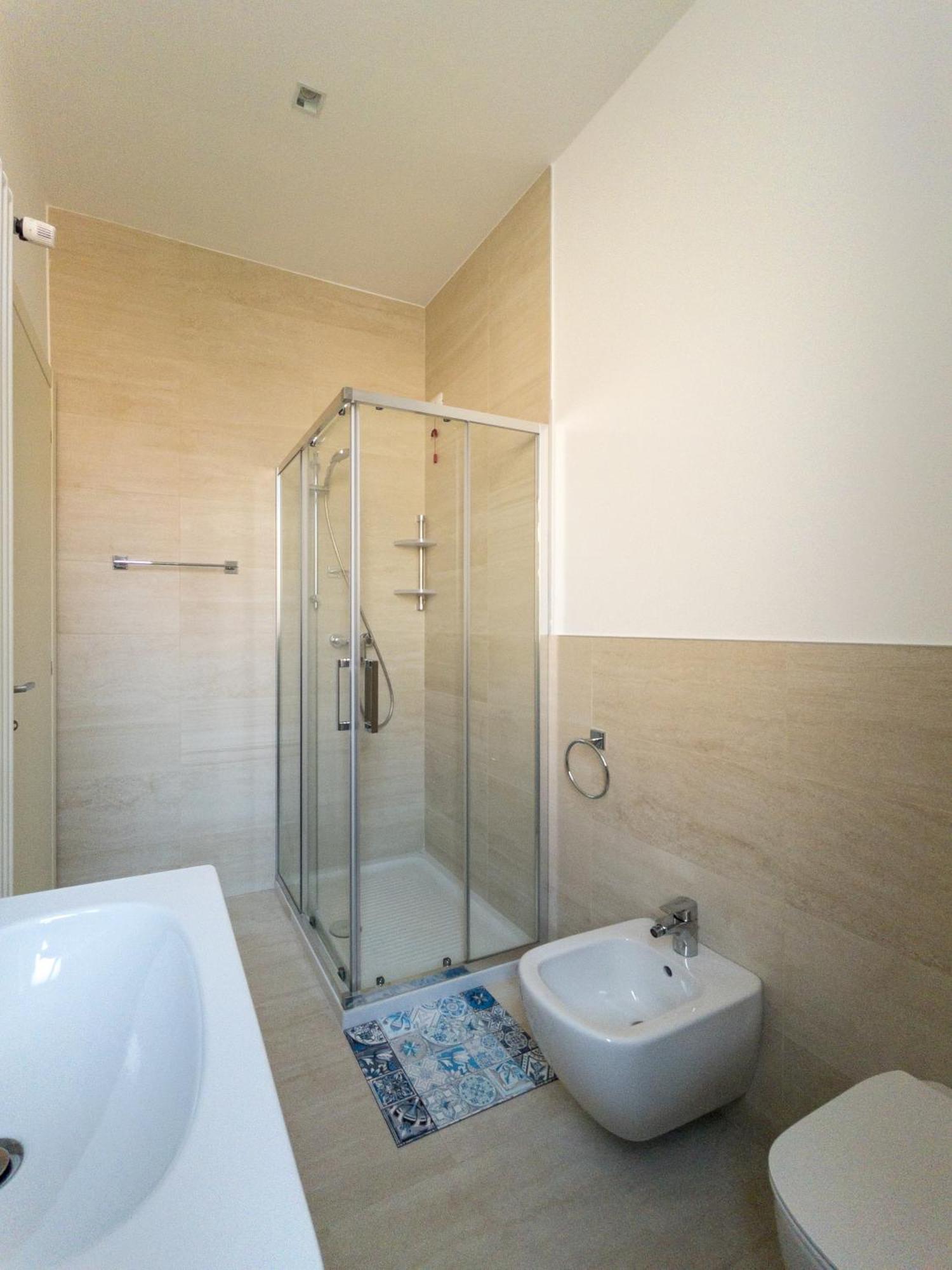 Rrrapido Holy Suites And Rooms - Via Sardegna Milano Eksteriør bilde