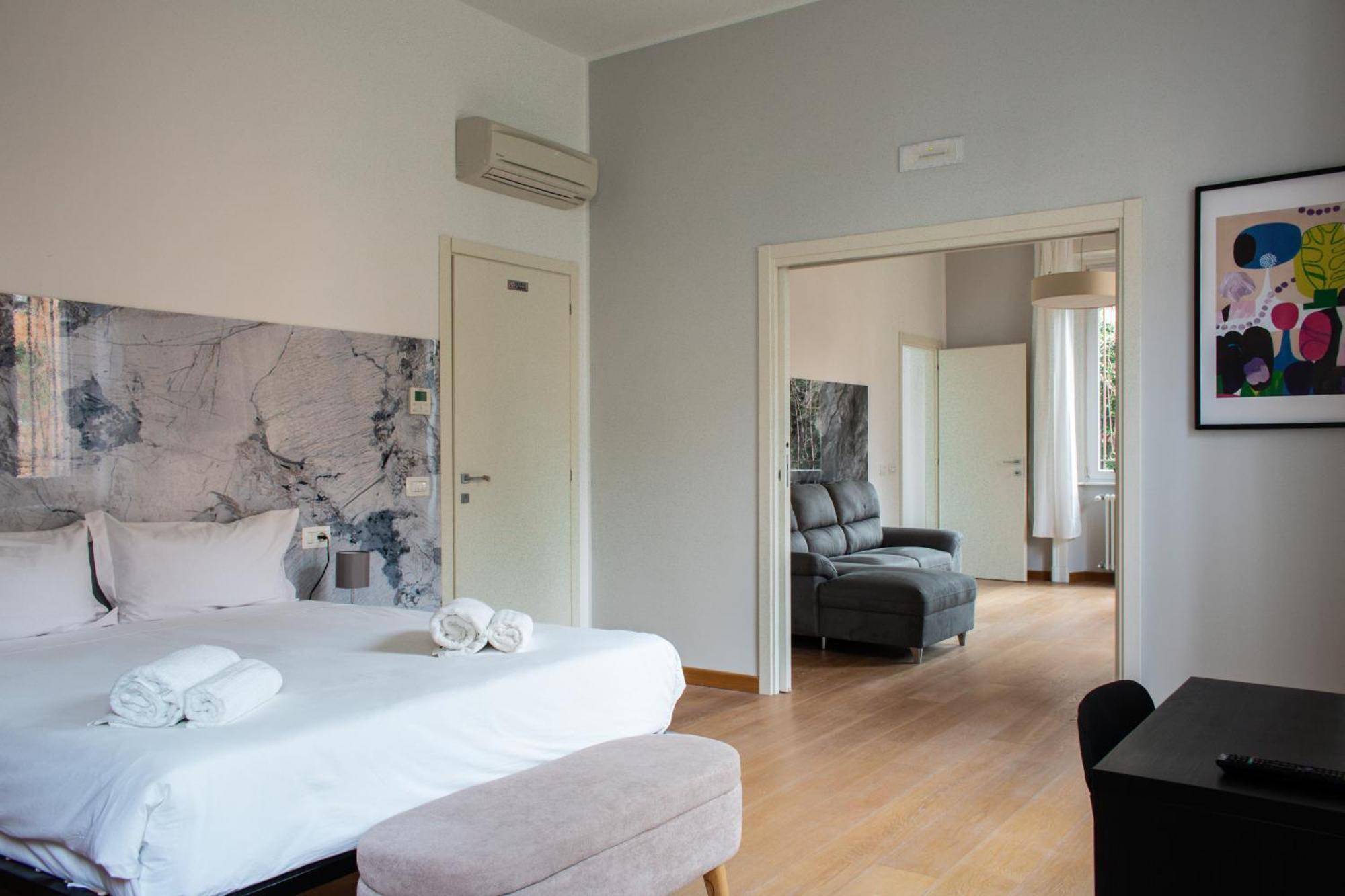 Rrrapido Holy Suites And Rooms - Via Sardegna Milano Eksteriør bilde