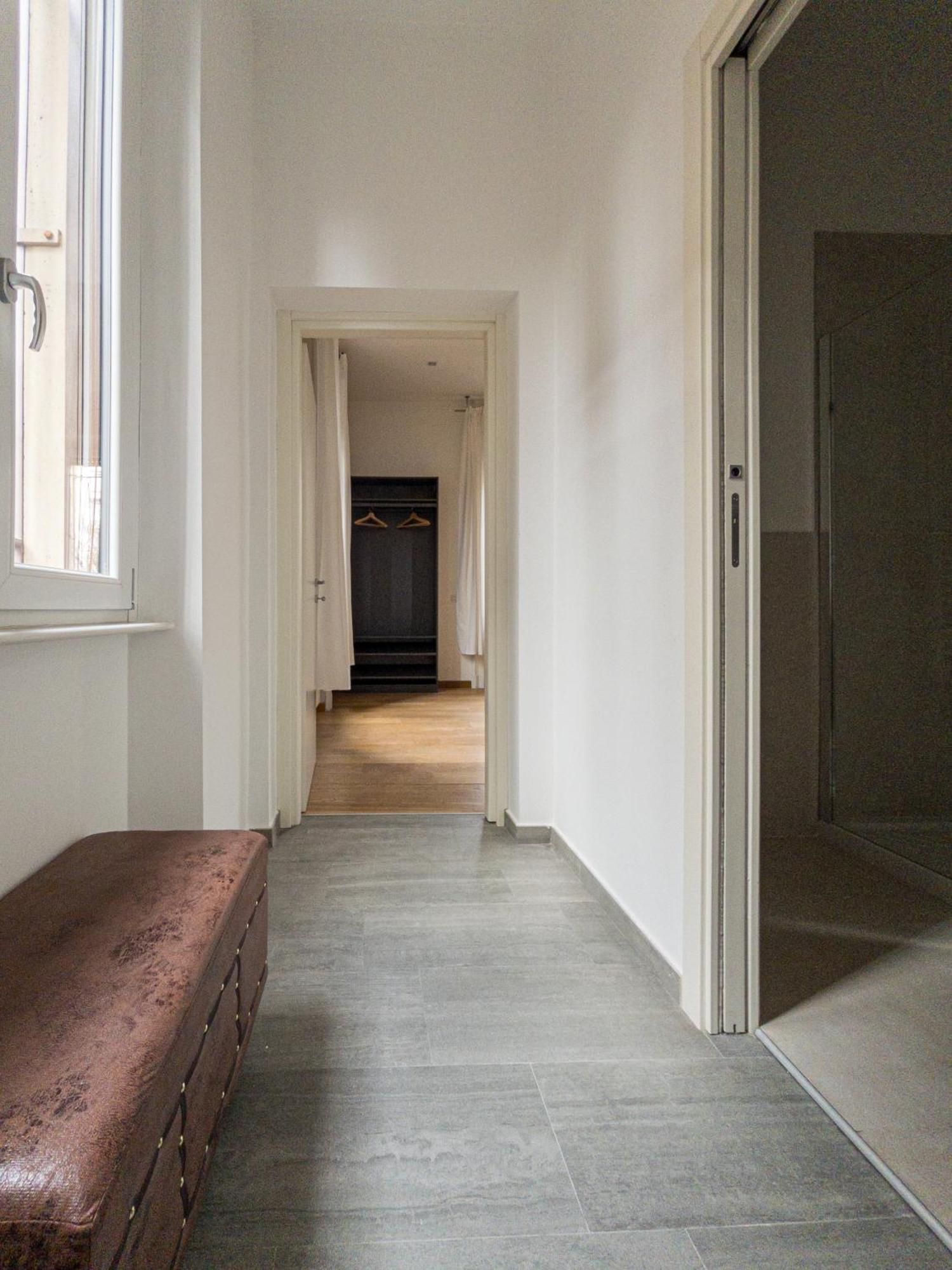 Rrrapido Holy Suites And Rooms - Via Sardegna Milano Eksteriør bilde
