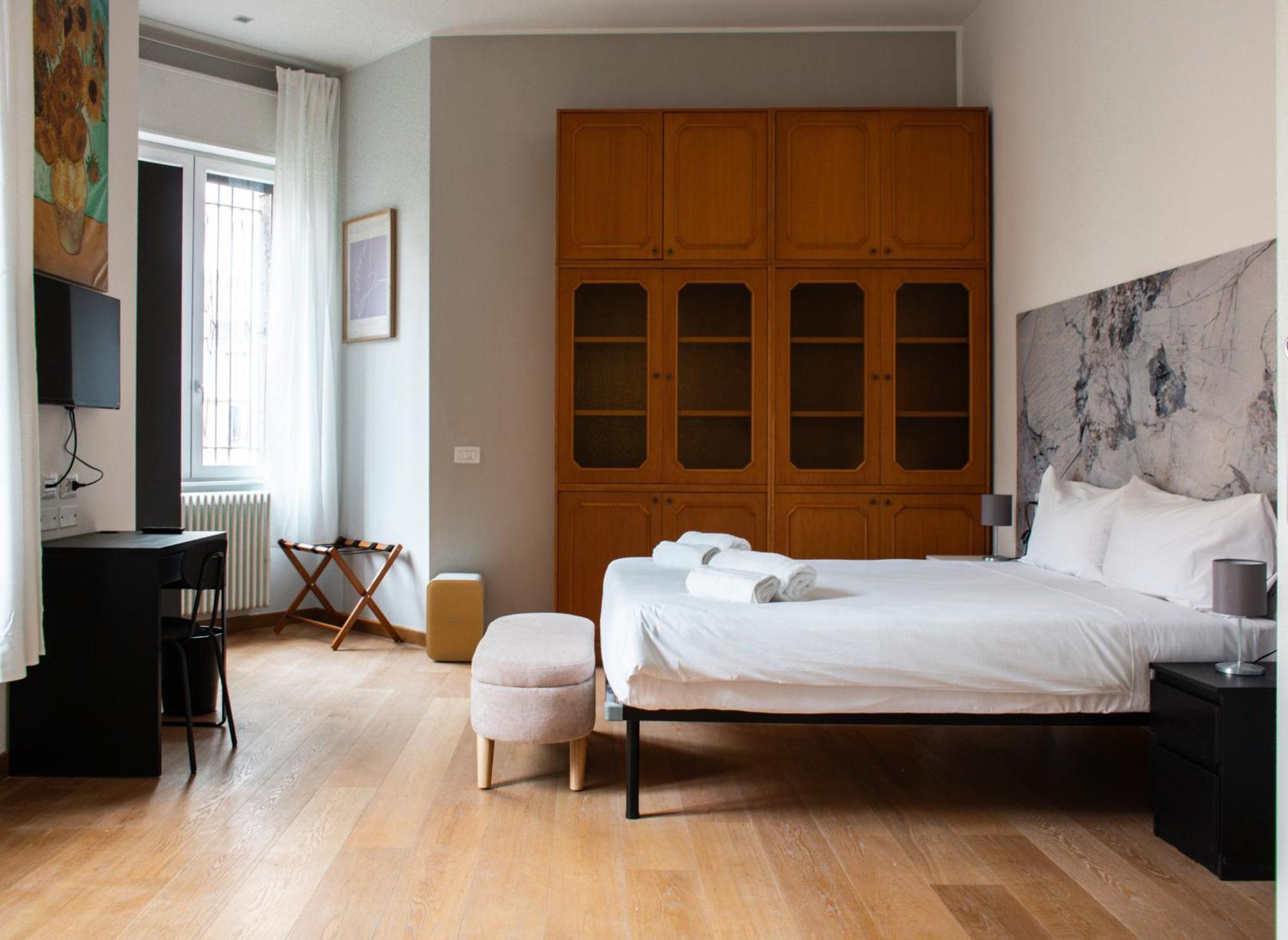 Rrrapido Holy Suites And Rooms - Via Sardegna Milano Eksteriør bilde