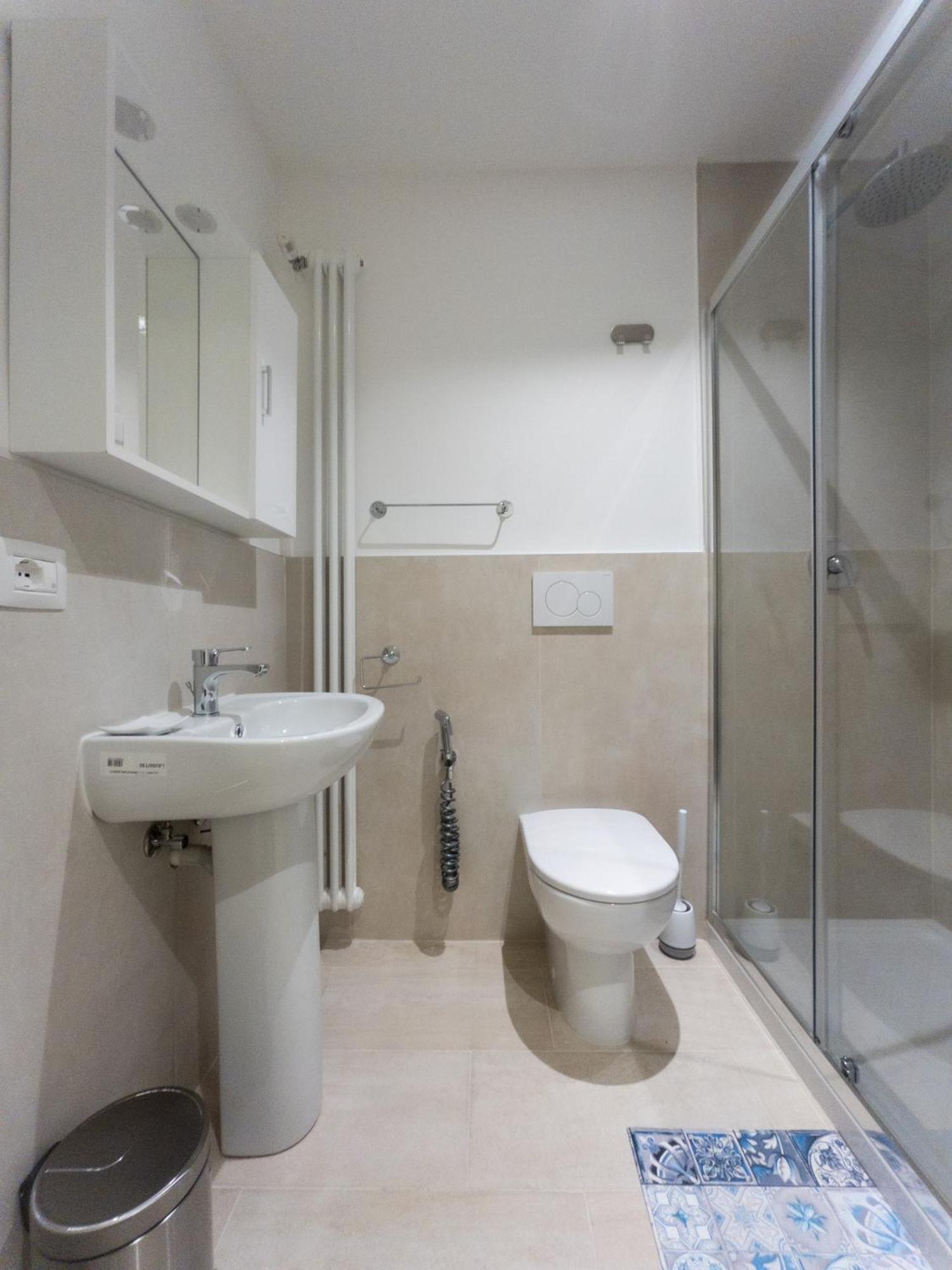 Rrrapido Holy Suites And Rooms - Via Sardegna Milano Eksteriør bilde