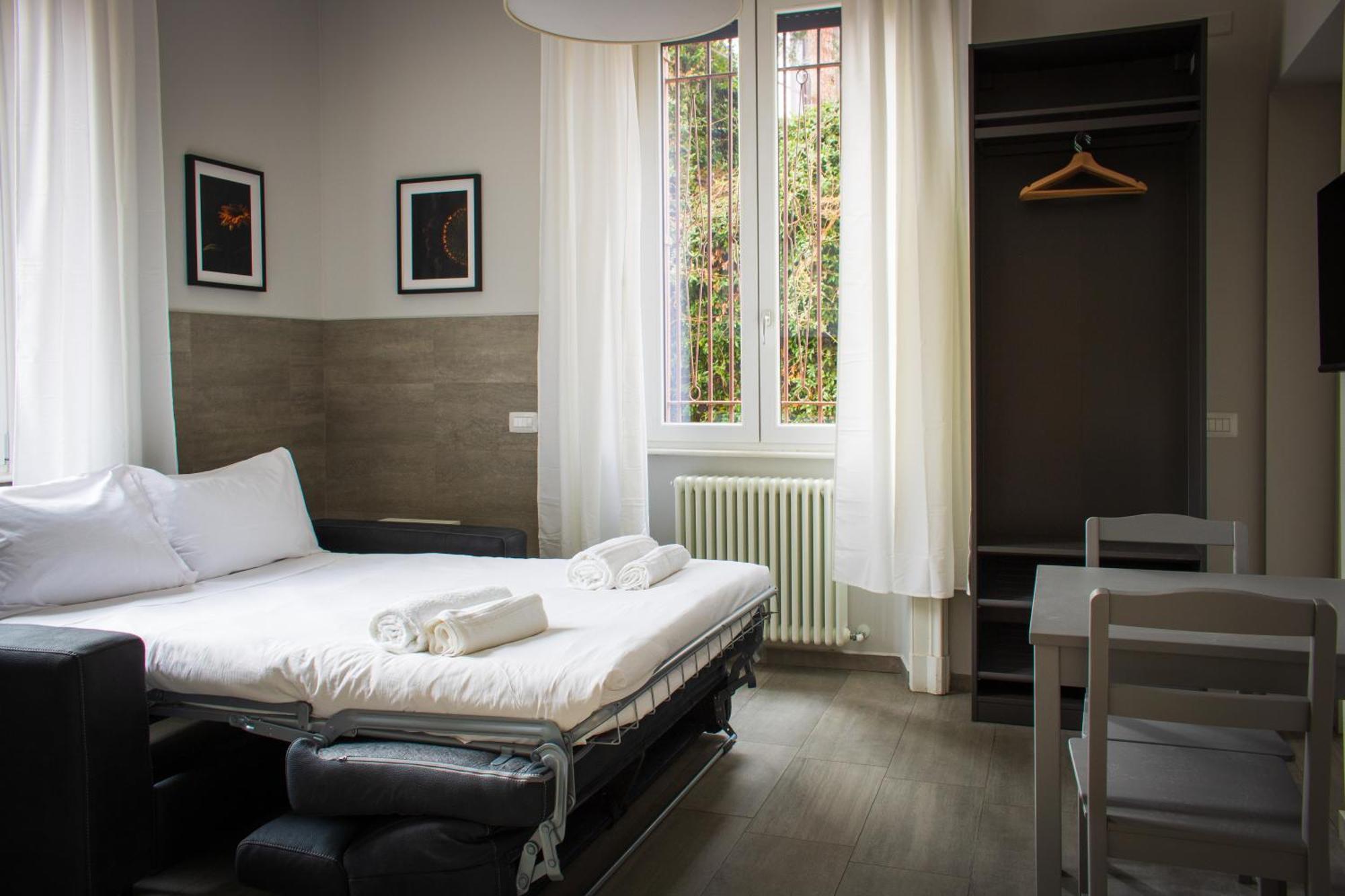 Rrrapido Holy Suites And Rooms - Via Sardegna Milano Eksteriør bilde